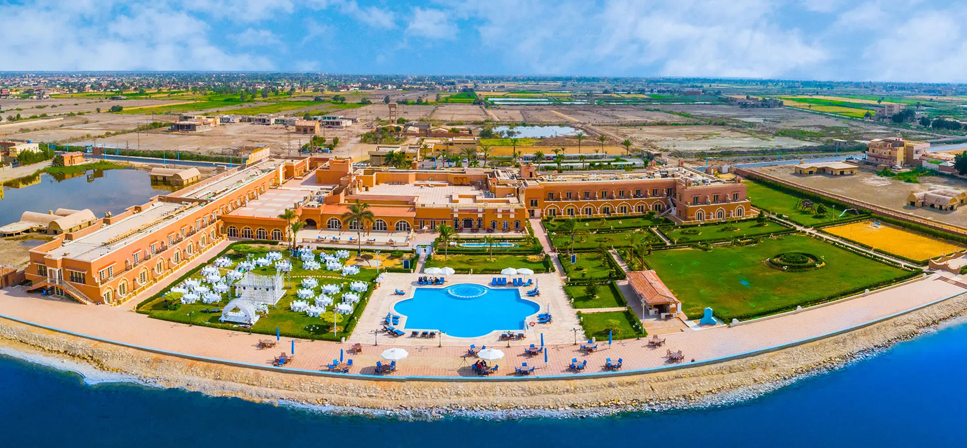 Helnan Auberge Fayoum under the night sky